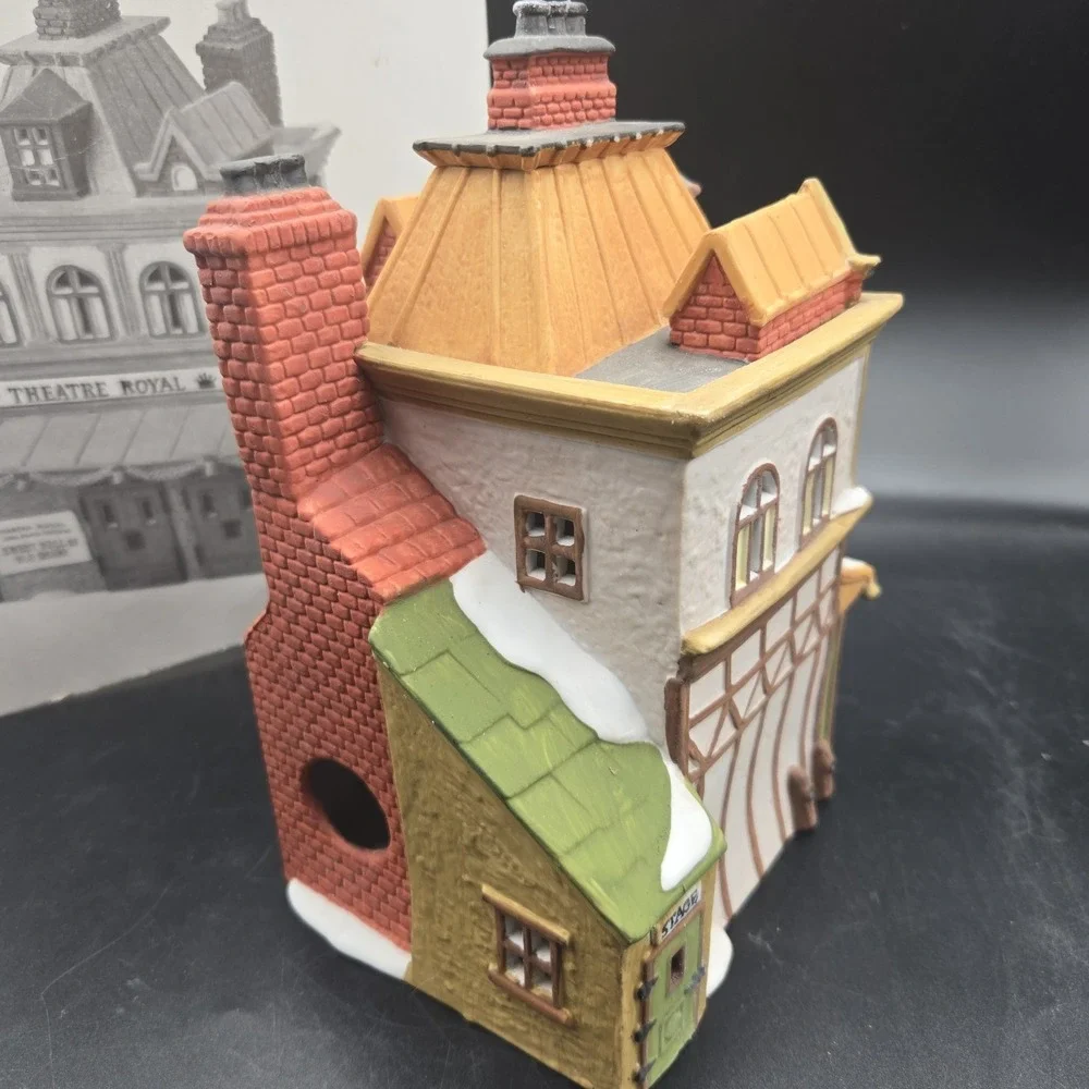 Department 56 The Dickens Village Series Theatre Royal with Box No Light theater